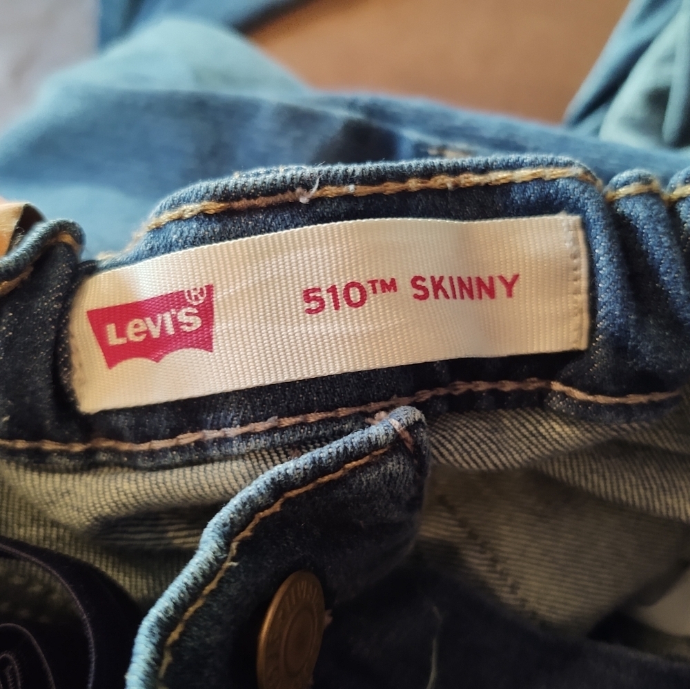 💥 3/$20 Levi's 510 Skinny 10R Jeans! Adjustable Waist! - Picture 3 of 7
